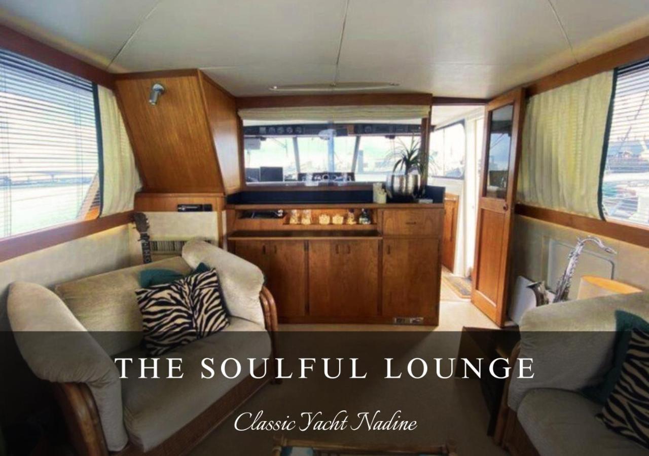 Classic Yacht Nadine In Poole Harbour, Dorset, With A Hot Tub Jacuzzi Esterno foto