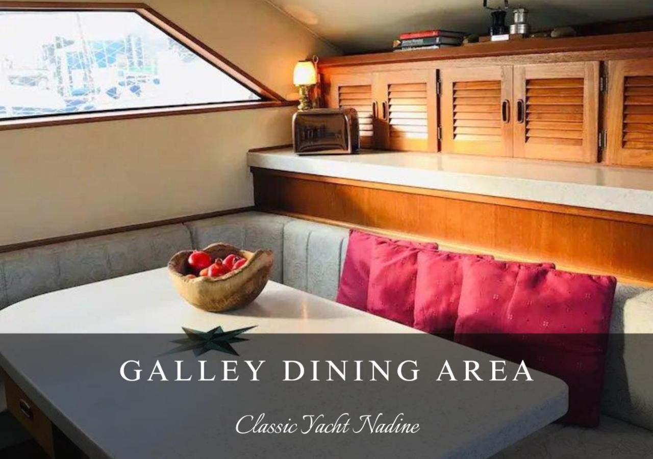 Classic Yacht Nadine In Poole Harbour, Dorset, With A Hot Tub Jacuzzi Esterno foto